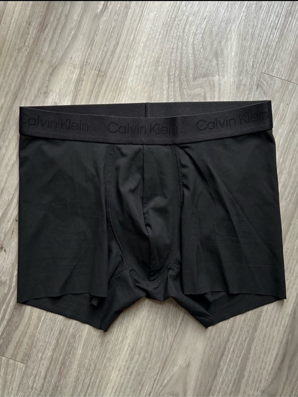 Calvin Klein | Micro Grip Low-Rise Trunks in  Classic Black  (Small) - Picture 2 of 15